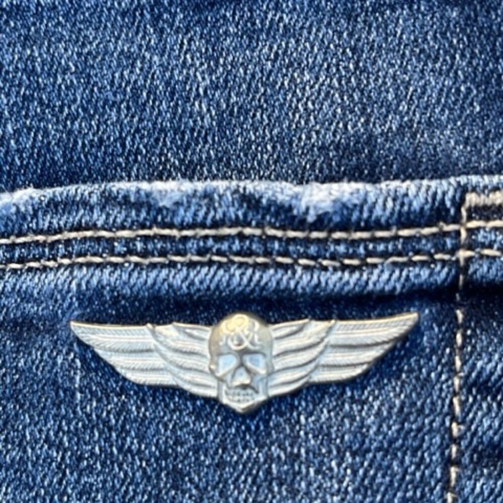 Rock & Republic EUC Skinny Jean Women's Blue Distressed  Embroidered Size 6 - Picture 12 of 16